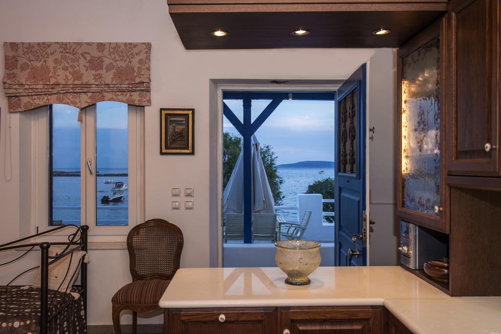 Evita Apartments Aliki  Exterior photo