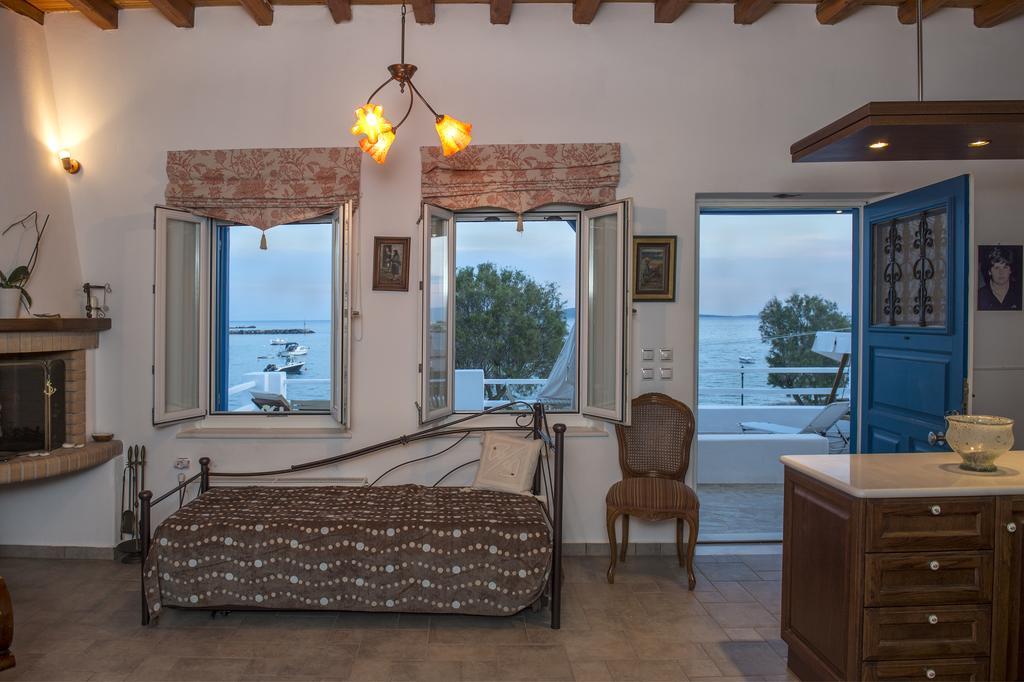 Evita Apartments Aliki  Exterior photo