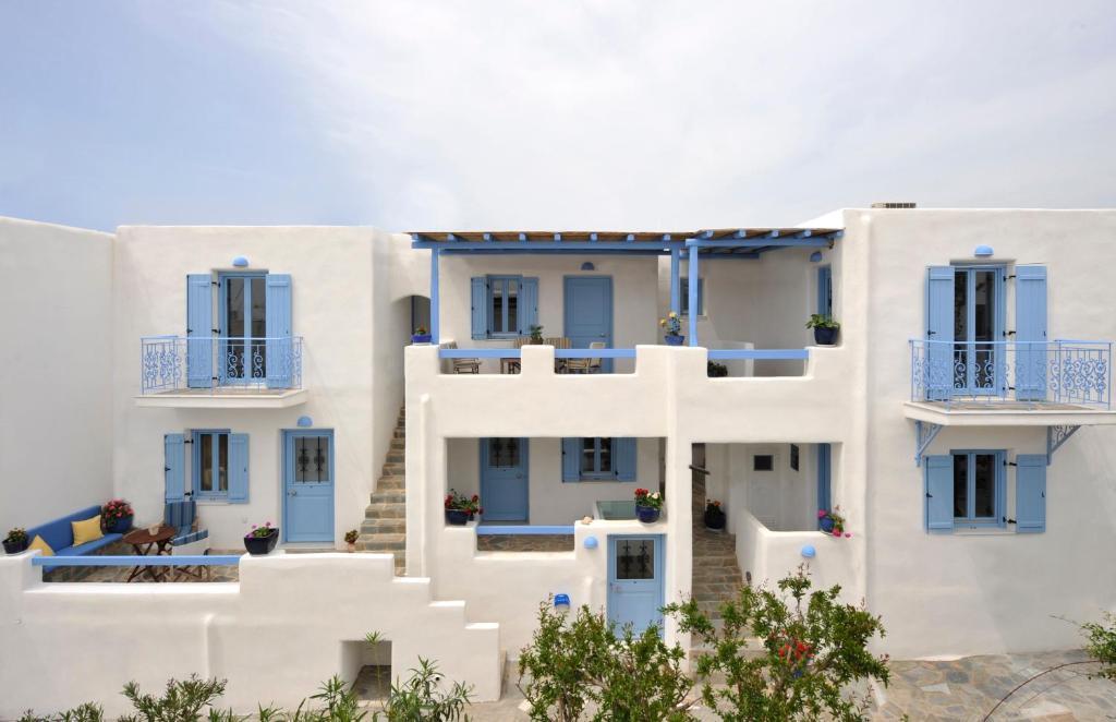 Evita Apartments Aliki  Exterior photo